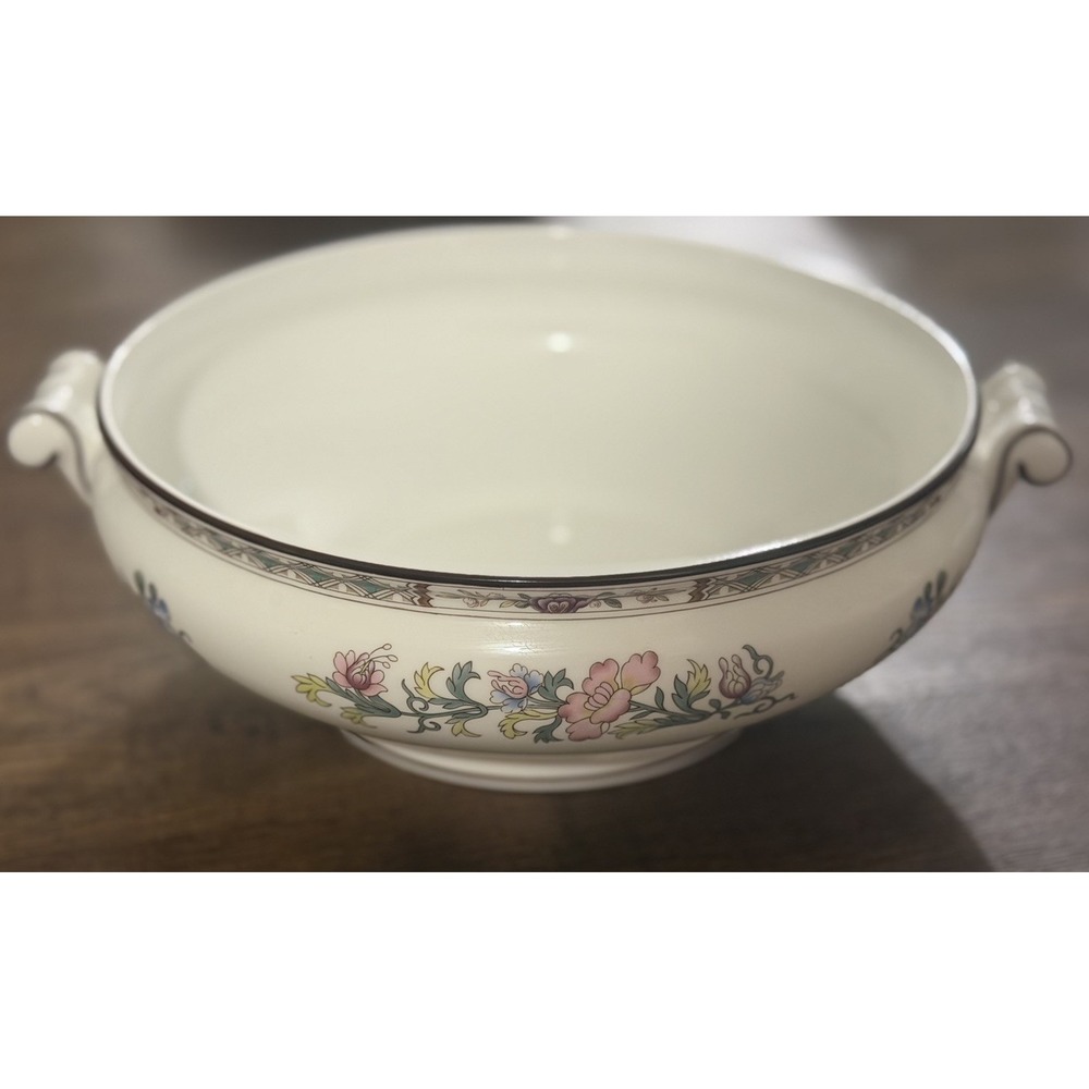 Vintage Wedgwood KUTANI CRANE 8" Round Vegetable Tureen Base Only R4464 England